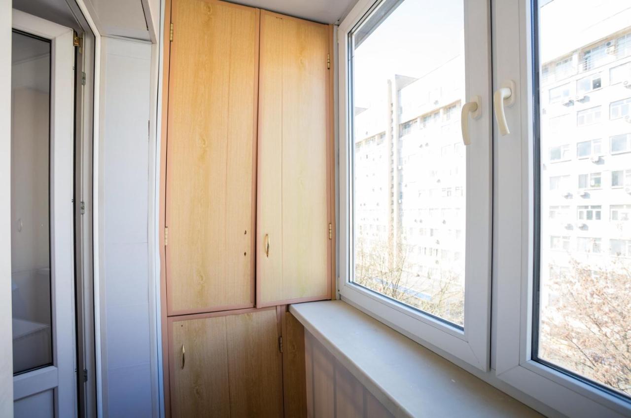 Apartment Near Metro Pecherskaya Kyiv Exterior photo